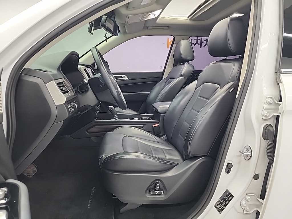 KG모빌리티(쌍용) 렉스턴 G4렉스턴 디젤 2.2 4WD 헤리티지 이미지 11