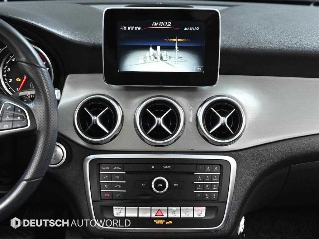 벤츠 GLA 클래스 GLA클래스 X156 GLA220 프리미엄 이미지 14