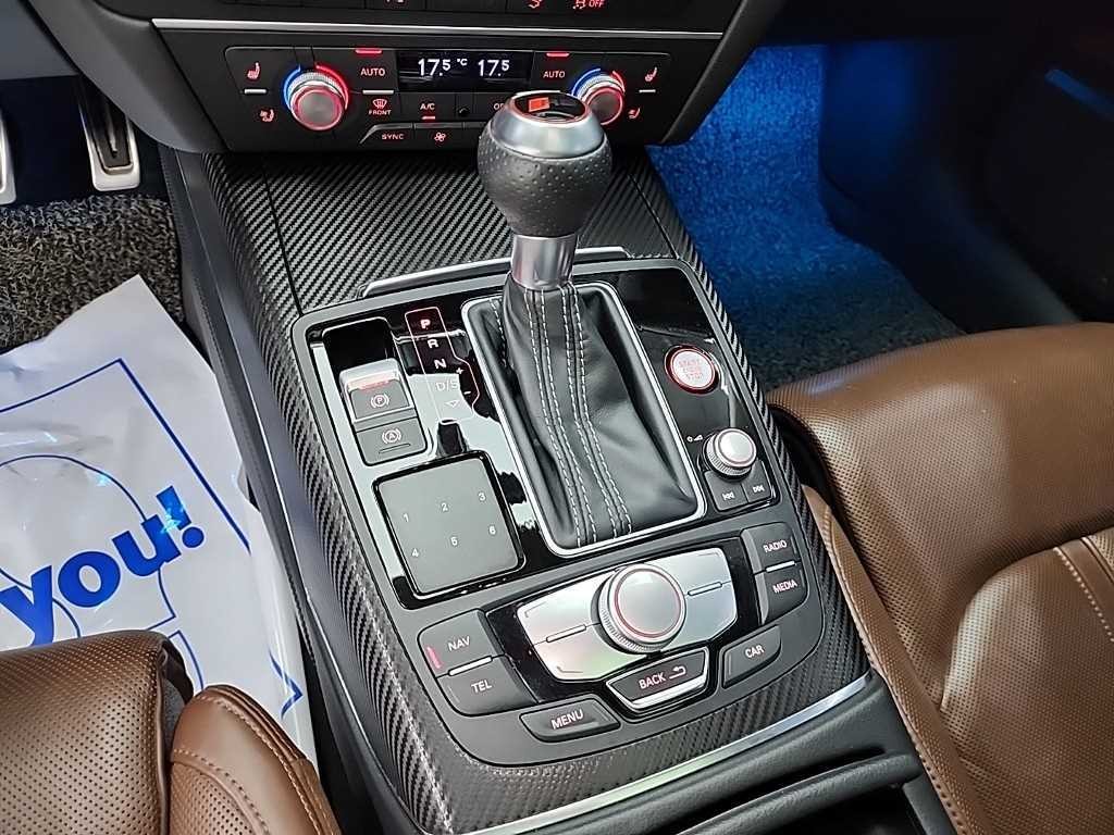 아우디 A7 55 TDI 콰트로 프리미엄 이미지 8