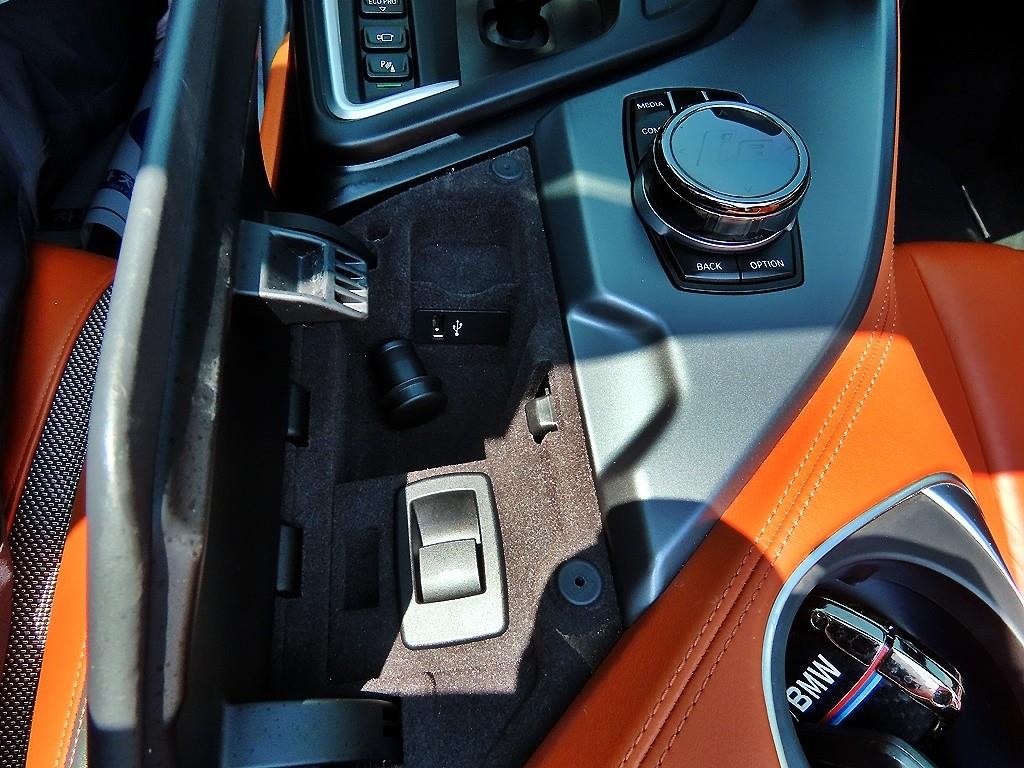 BMW i8 BMW i8 로드스터 이미지 15