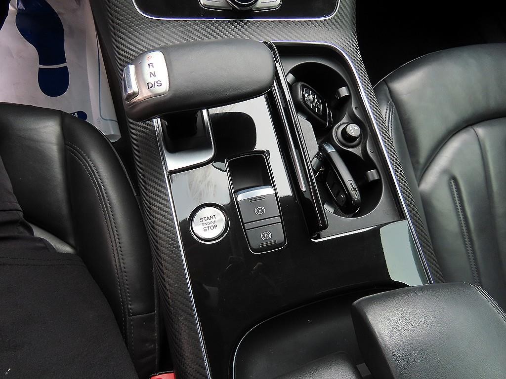 아우디 A8 뉴A8 3.0 TDI 콰트로 이미지 10