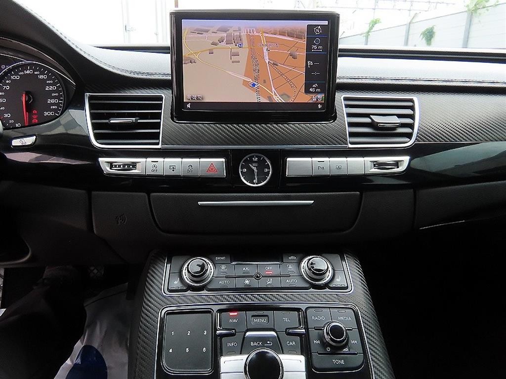 아우디 A8 뉴A8 3.0 TDI 콰트로 이미지 12
