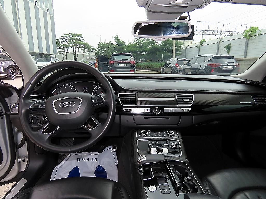 아우디 A8 뉴A8 3.0 TDI 콰트로 이미지 7