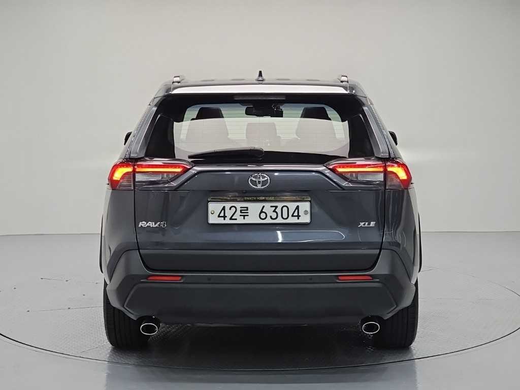 토요타 라브4 RAV4(5세대) 2.5 2WD 이미지 3