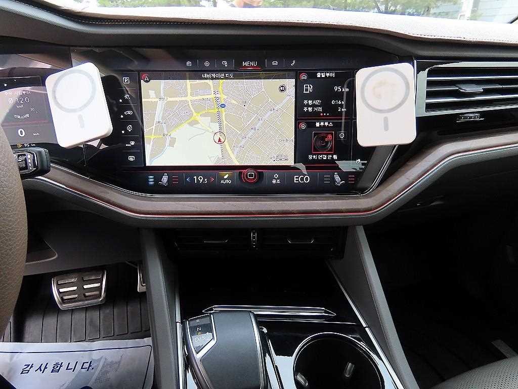 폭스바겐 투아렉 투아렉 3세대 3.0 TDI 프레스티지 이미지 14
