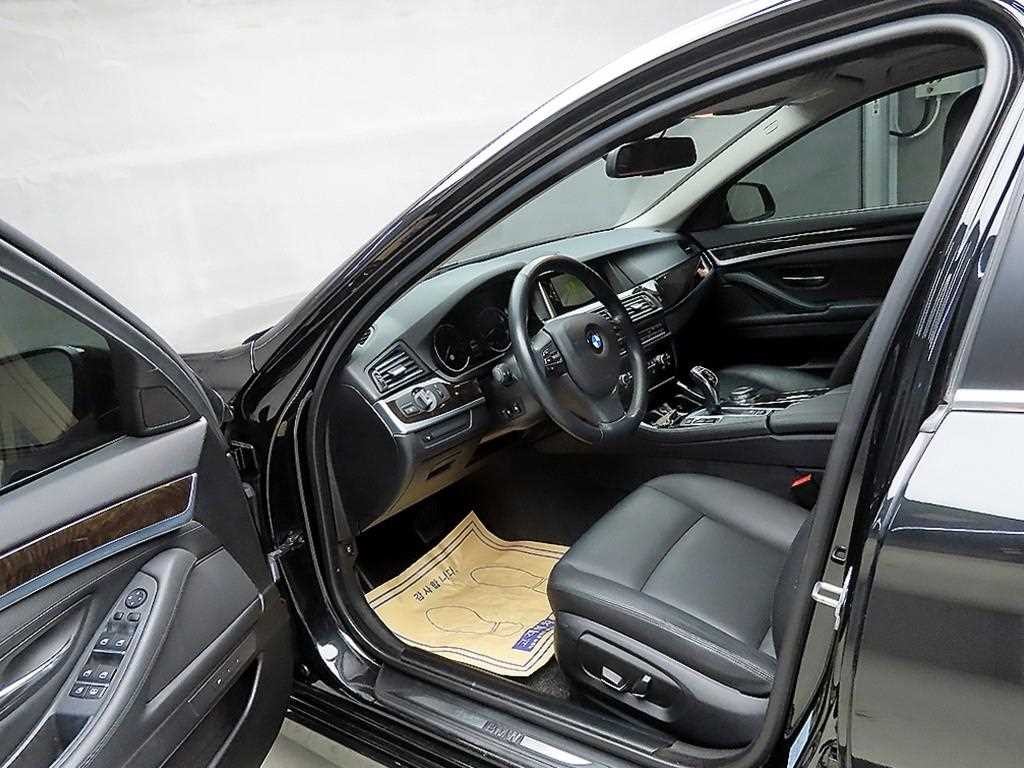 BMW 5시리즈 5시리즈 (F10) 528i 이미지 5