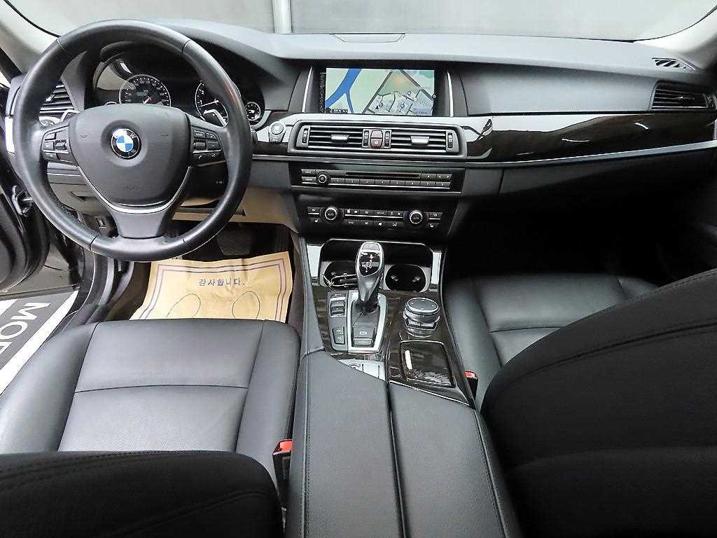 BMW 5시리즈 5시리즈 (F10) 528i 이미지 7