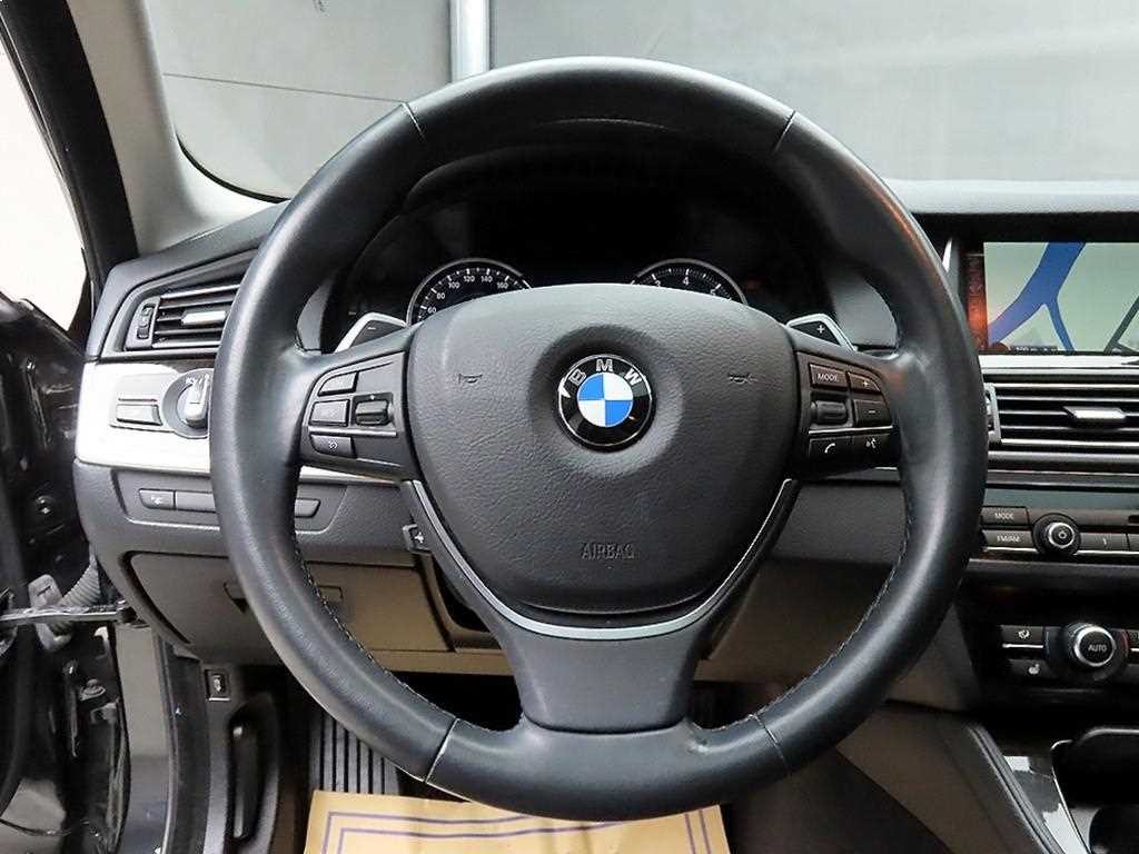 BMW 5시리즈 5시리즈 (F10) 528i 이미지 9