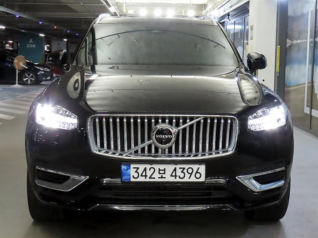 볼보 XC90 XC90 2세대 2.0 T8 AWD 얼티메이트 브라이트 이미지 2