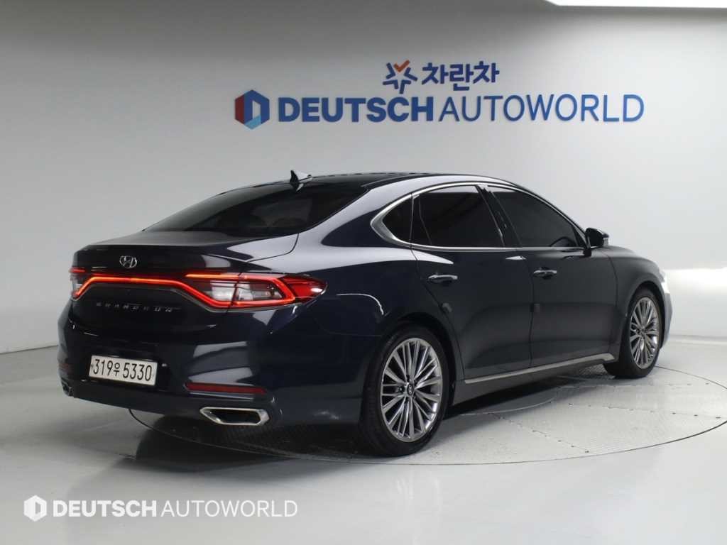 현대 그랜저 그랜저 IG 2.4 GDI 프리미엄 스페셜 이미지 2