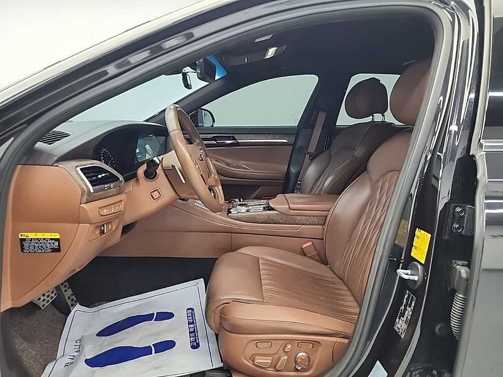 제네시스 G90 3.3 T AWD 프리미엄 럭셔리 이미지 11