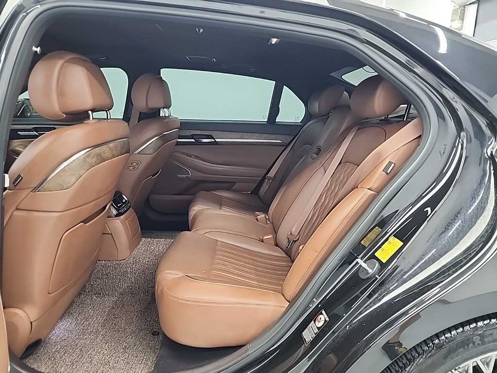 제네시스 G90 3.3 T AWD 프리미엄 럭셔리 이미지 12