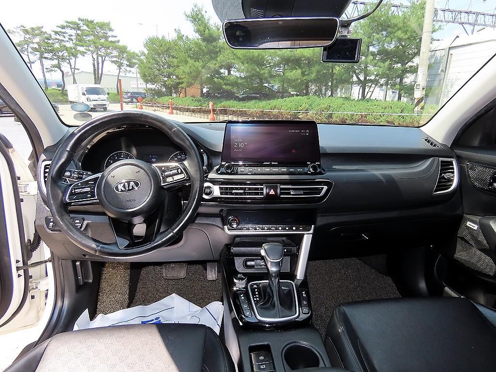 기아 셀토스 가솔린 1.6 터보 2WD 노블레스 이미지 7