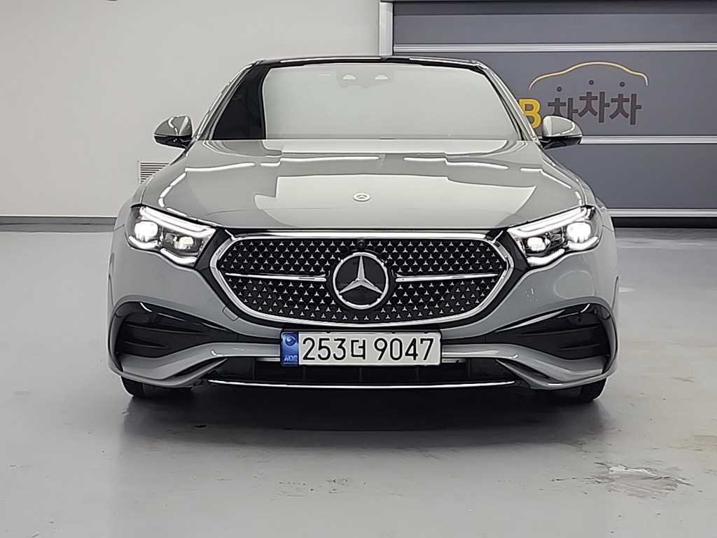 벤츠 E 클래스 E-클래스 W214 E300 4MATIC AMG Line 프리미어 스페셜 이미지 3