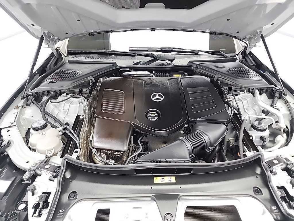 벤츠 E 클래스 E-클래스 W214 E300 4MATIC AMG Line 프리미어 스페셜 이미지 6