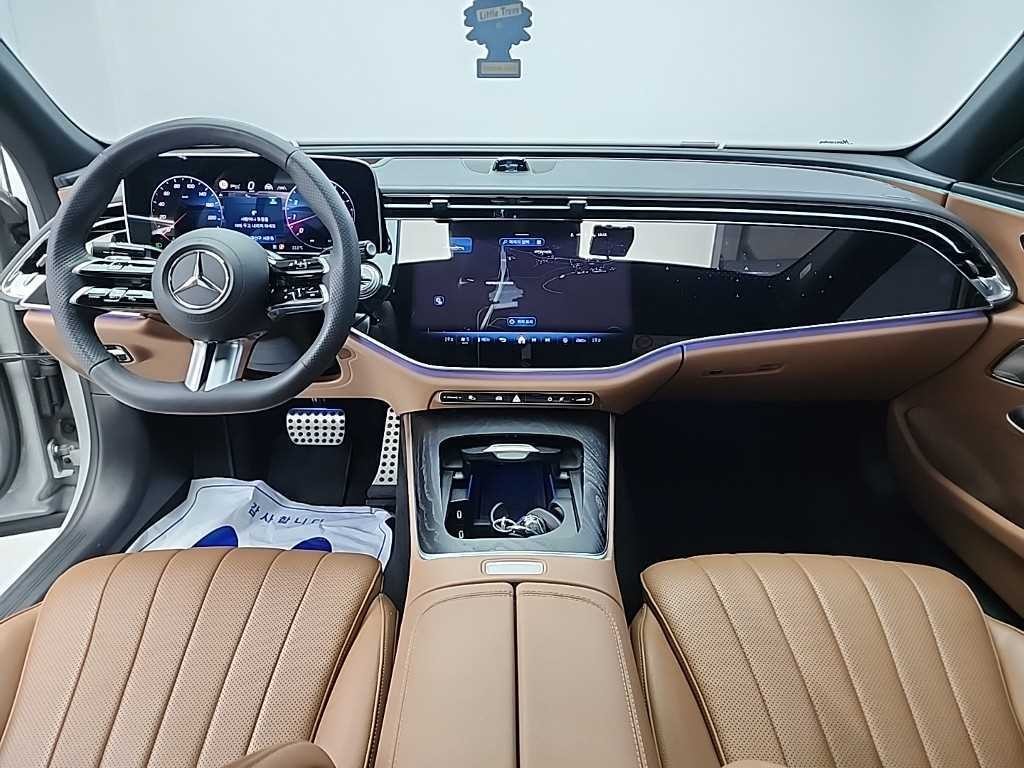 벤츠 E 클래스 E-클래스 W214 E300 4MATIC AMG Line 프리미어 스페셜 이미지 8
