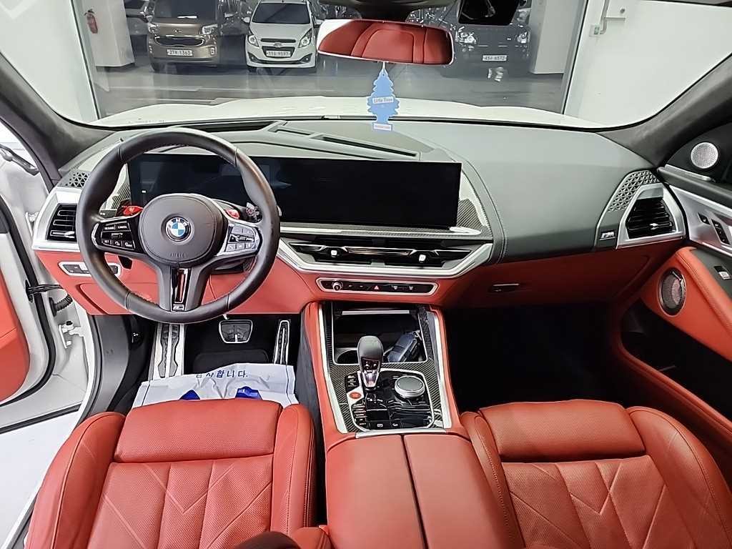 BMW XM XM (G09) 4.4 이미지 8