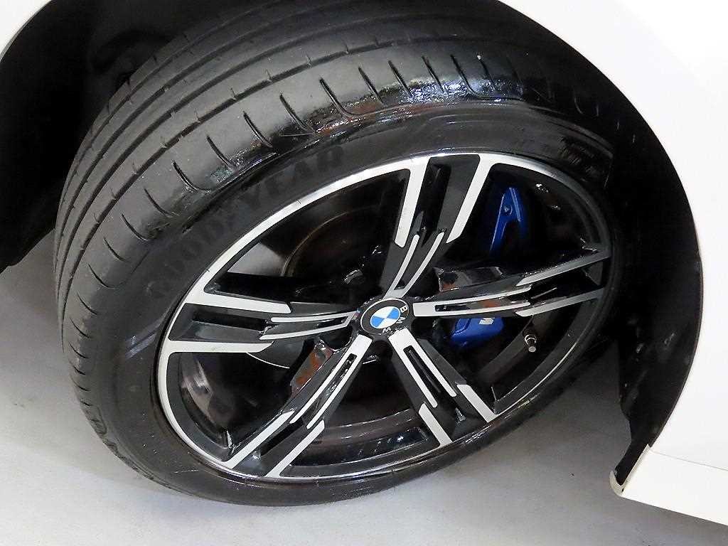 BMW 3시리즈 3시리즈 (G20) 320i M 스포츠 이미지 20