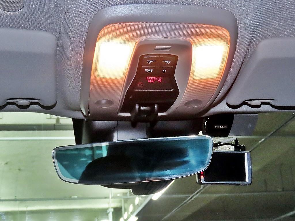 볼보 XC60 D3 이미지 15