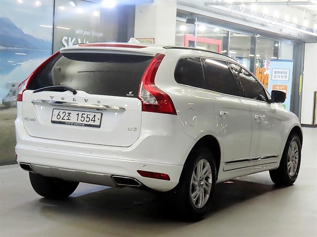 볼보 XC60 D3 이미지 4