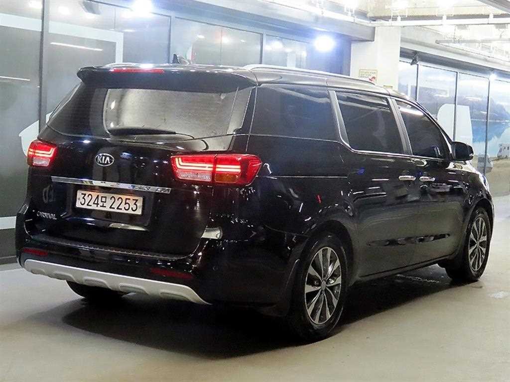 기아 카니발 올 뉴 카니발 디젤 9인승 럭셔리 이미지 4