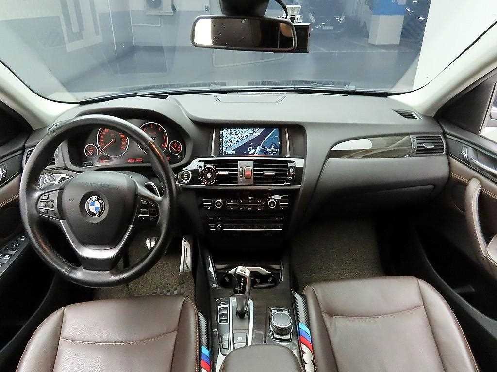 BMW X4 X4 (F26) xDrive 20d 이미지 8