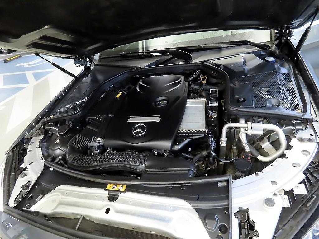 벤츠 C 클래스 C클래스 W205 C200 카브리올레 이미지 19