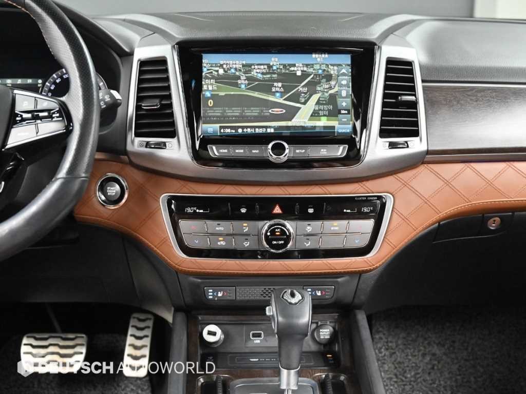 KG모빌리티(쌍용) 렉스턴 G4렉스턴 디젤 2.2 4WD 헤리티지 이미지 14