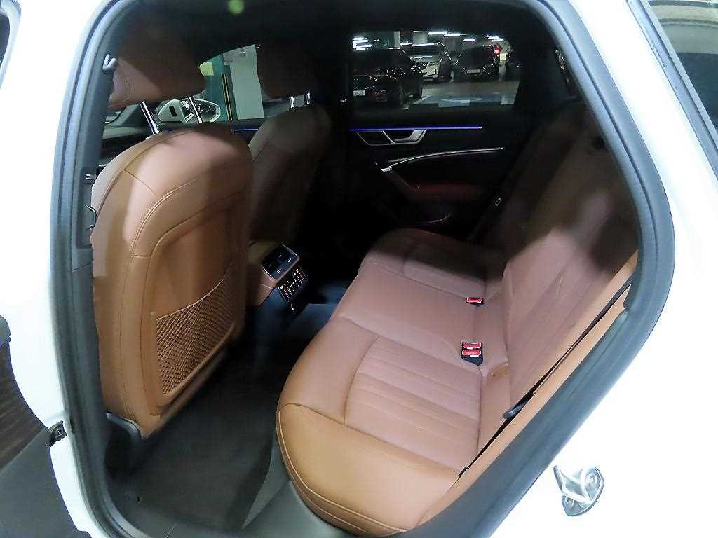 아우디 A6 A6 (C8) 45 TFSI 프리미엄 이미지 7