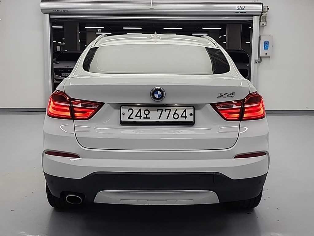 BMW X4 X4 (F26) xDrive 20d 이미지 3