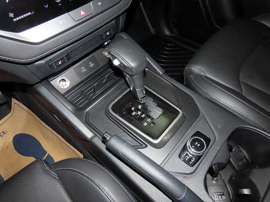 KG모빌리티(쌍용) 렉스턴 더 뉴 렉스턴 스포츠 디젤 2.2 4WD 쿨멘 프레스티지 이미지 12