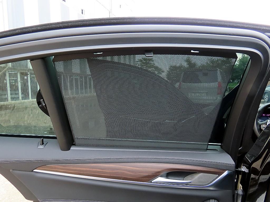 BMW 5시리즈 5시리즈 (G30) 520i 럭셔리 이미지 15