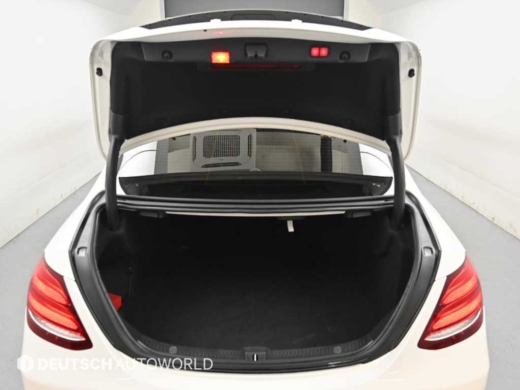 벤츠 E 클래스 E-클래스 W213 E220d 아방가르드 이미지 19