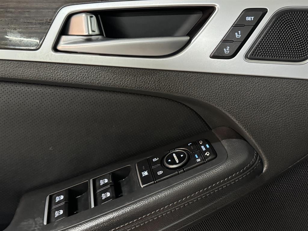 제네시스 G80 3.3 GDI AWD 럭셔리 이미지 15