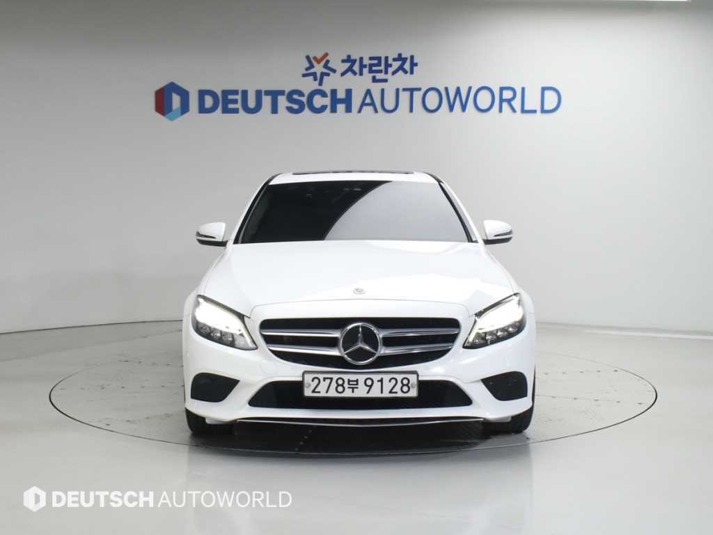 벤츠 C 클래스 C클래스 W205 C200 아방가르드 이미지 3