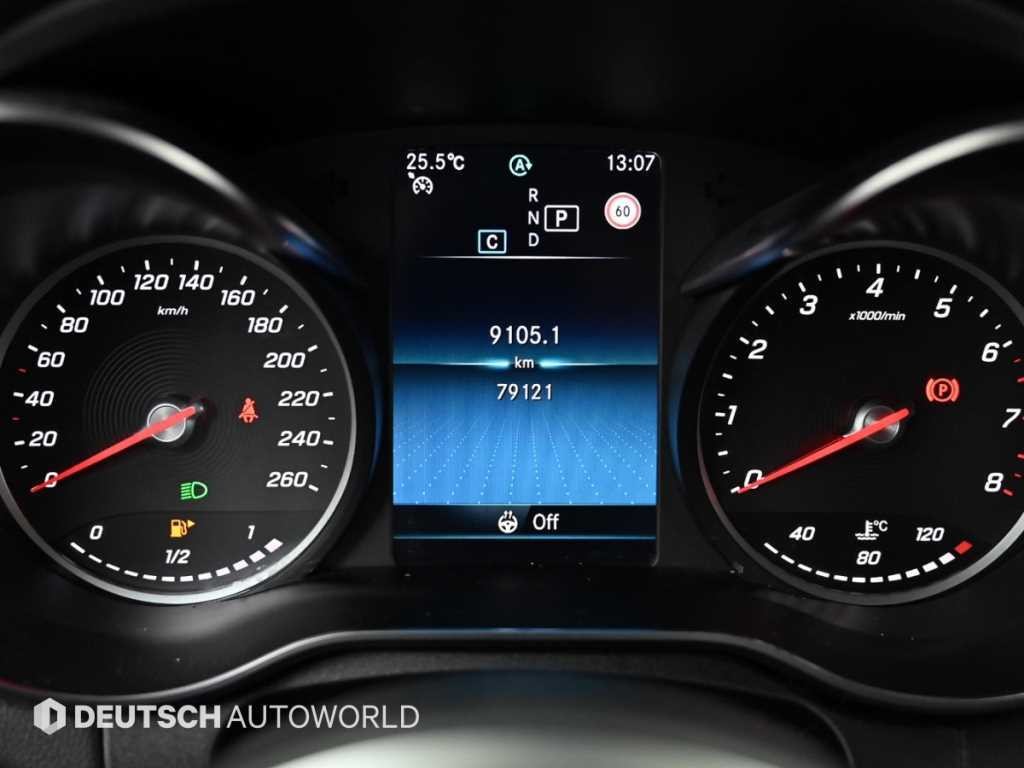 벤츠 C 클래스 C클래스 W205 C200 아방가르드 이미지 8