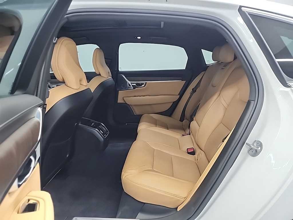 볼보 S90 B6 AWD 인스크립션 이미지 12