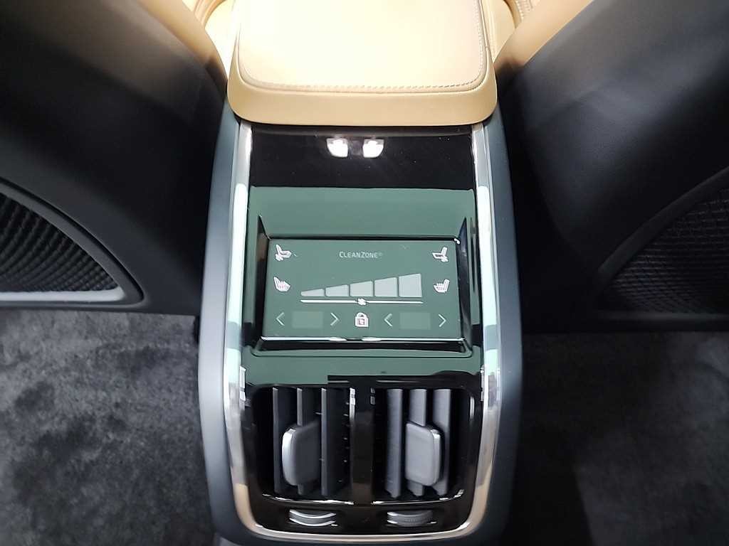 볼보 S90 B6 AWD 인스크립션 이미지 13