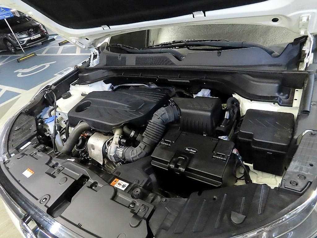KG모빌리티(쌍용) 코란도 뷰티풀코란도 2WD 가솔린 1.5 C5 플러스 이미지 19