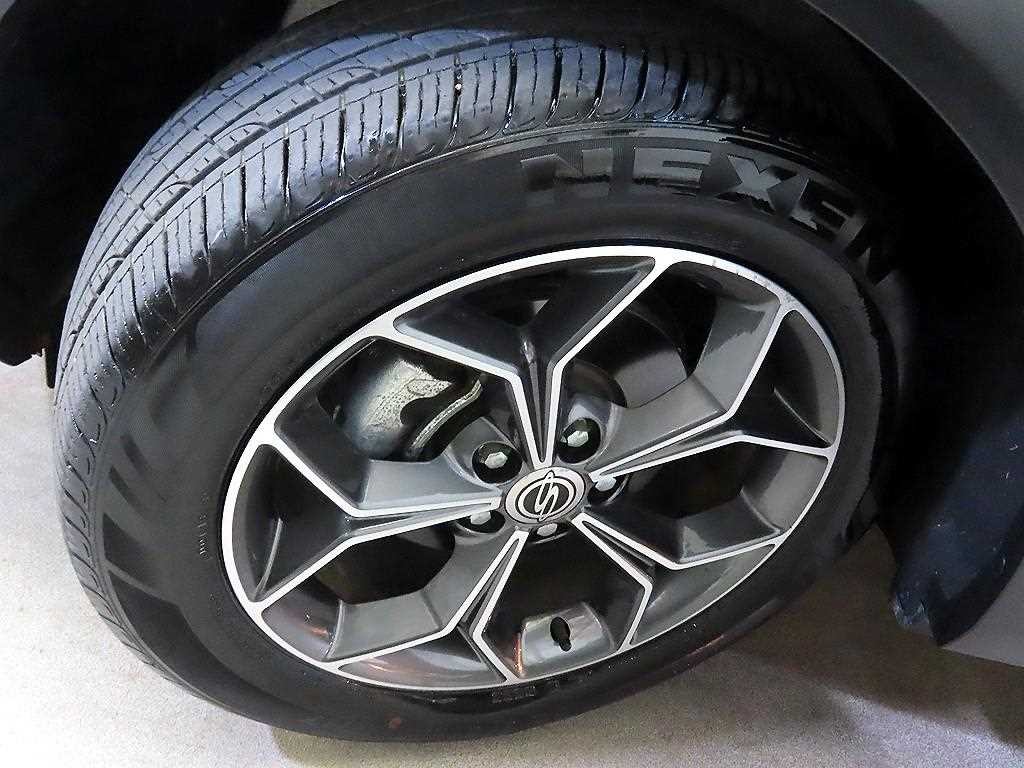 KG모빌리티(쌍용) 코란도 뷰티풀코란도 2WD 가솔린 1.5 C5 플러스 이미지 20