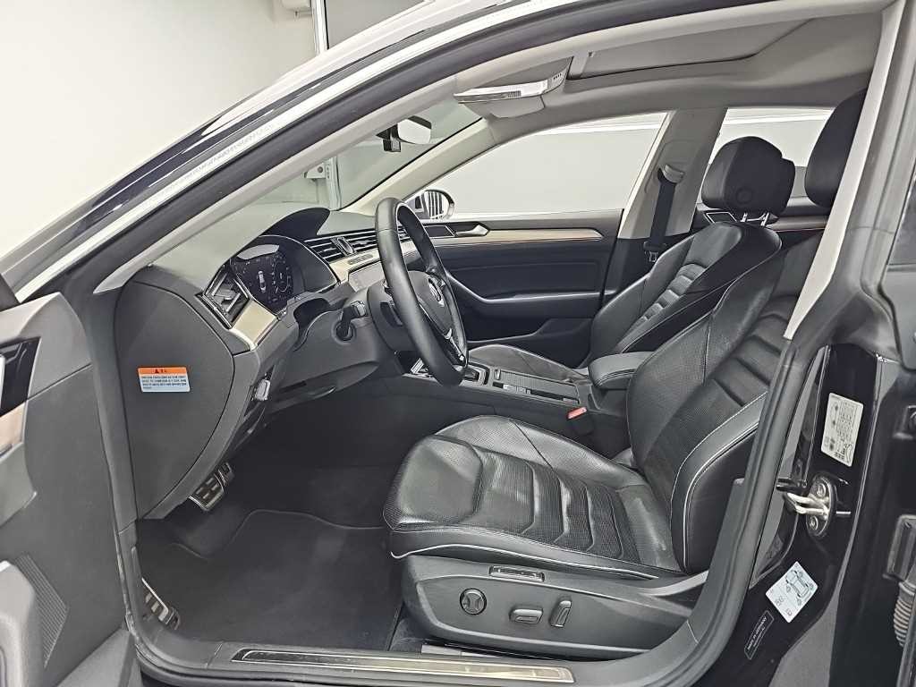 폭스바겐 아테온 2.0 TDI 엘레강스 프레스티지 이미지 11
