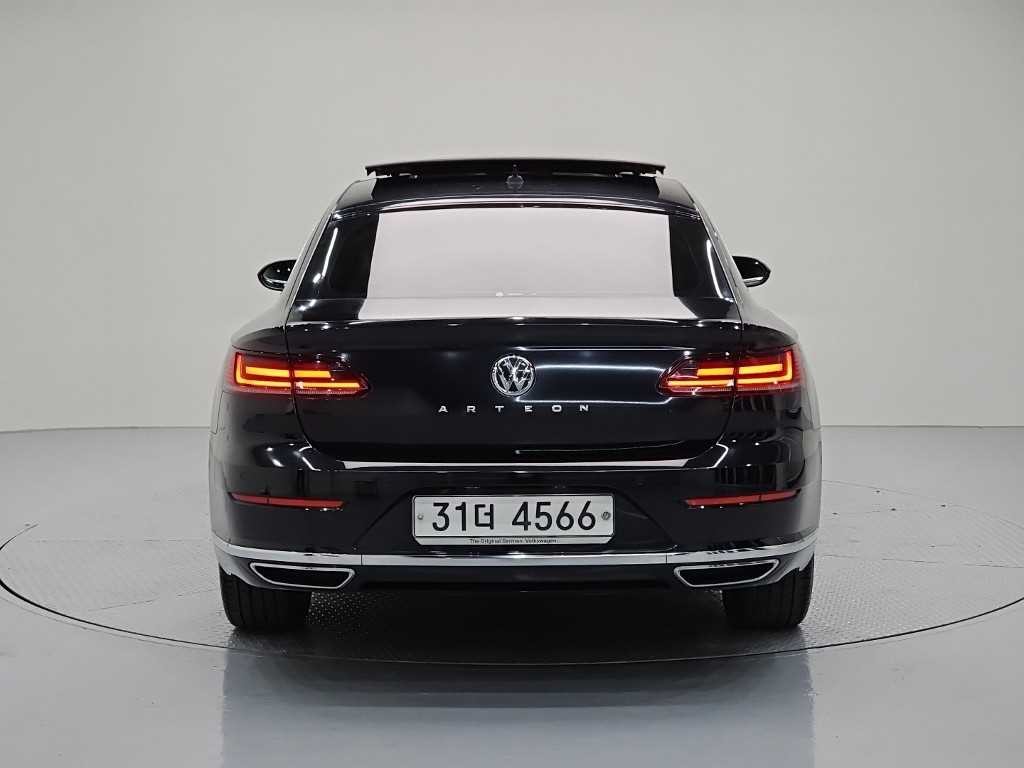 폭스바겐 아테온 2.0 TDI 엘레강스 프레스티지 이미지 3