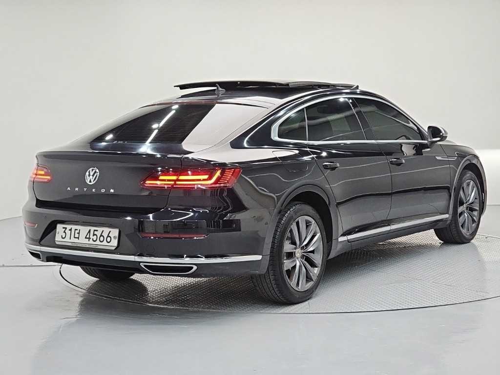 폭스바겐 아테온 2.0 TDI 엘레강스 프레스티지 이미지 4