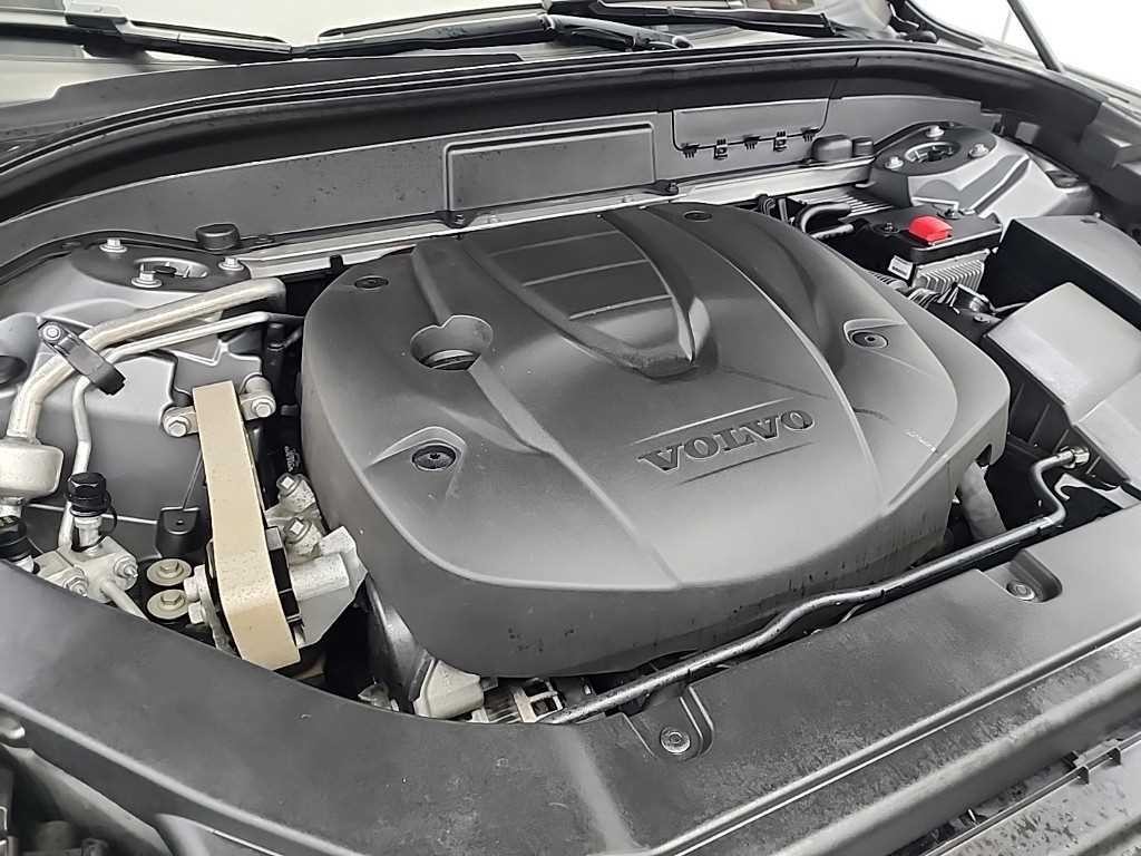 볼보 XC60 XC60(2세대) D5 AWD 모멘텀 이미지 5