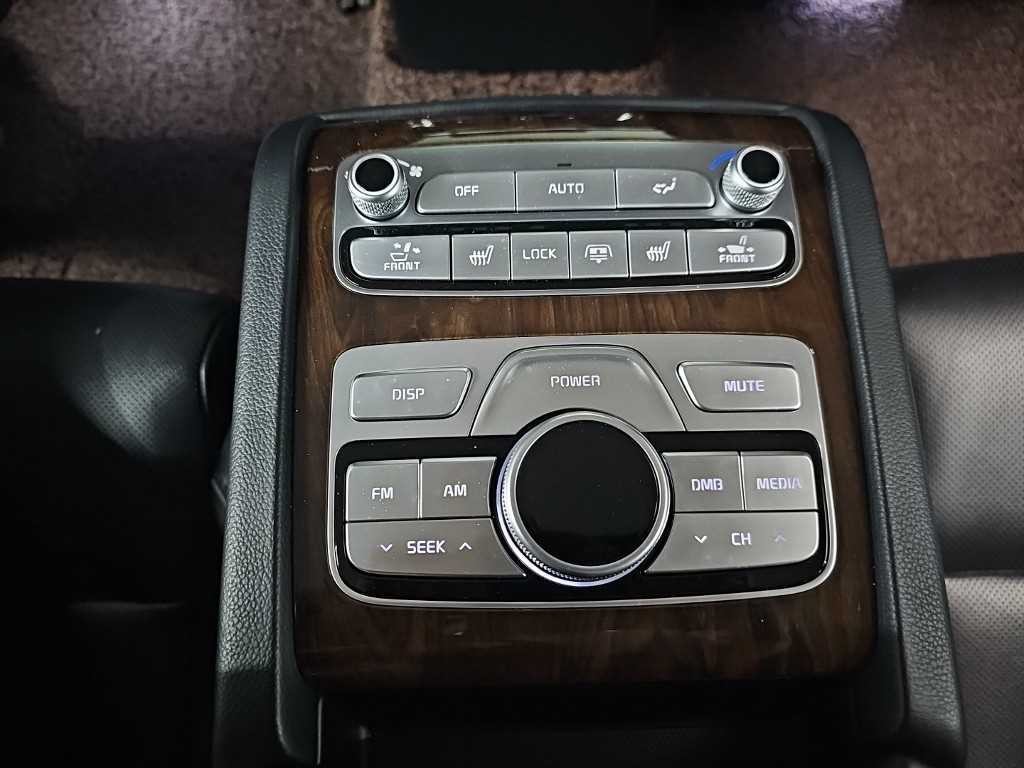 기아 K9 더 K9 3.8 GDI AWD 플래티넘Ⅱ 이미지 14