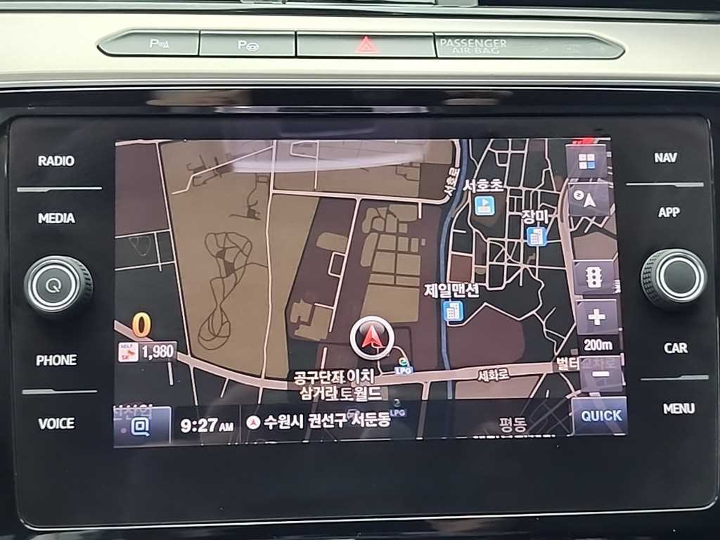 폭스바겐 아테온 2.0 TDI 엘레강스 프레스티지 이미지 15