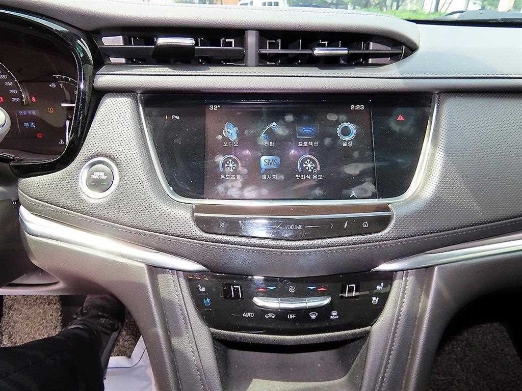 캐딜락 XT5 3.6 프리미엄 AWD 이미지 12