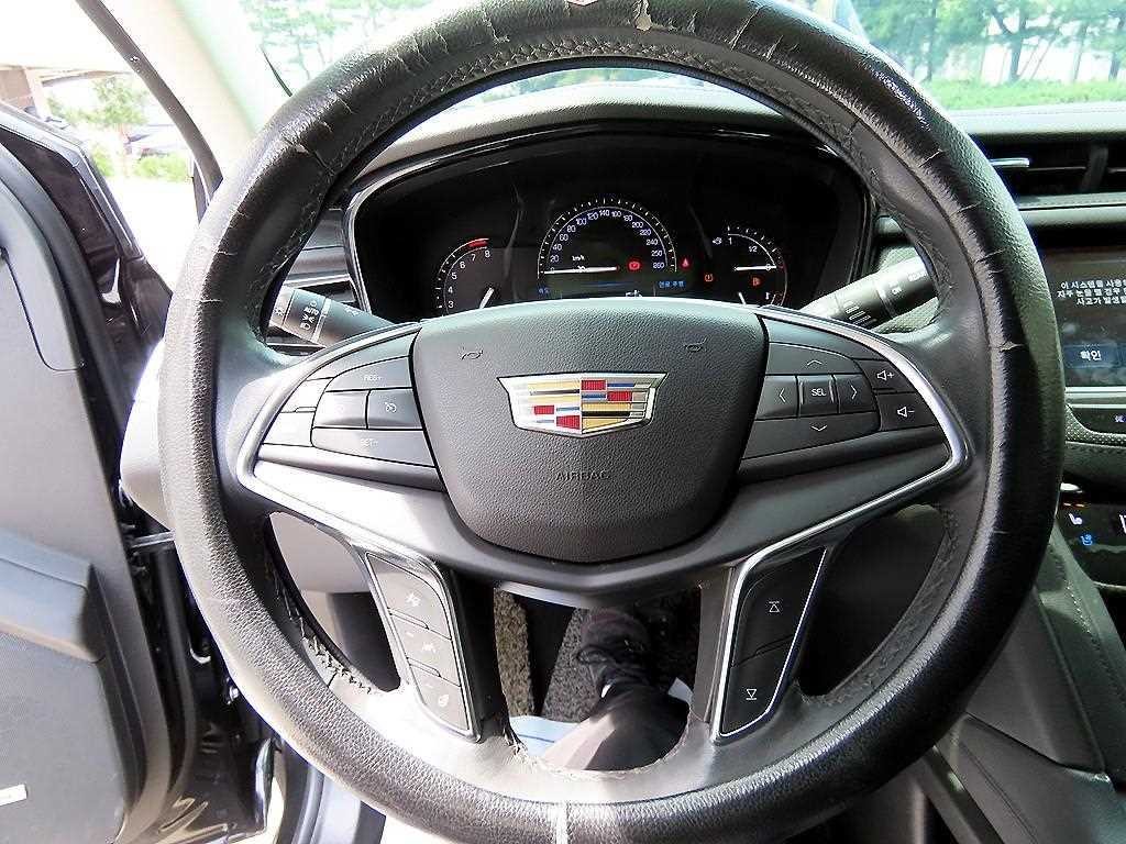 캐딜락 XT5 3.6 프리미엄 AWD 이미지 8