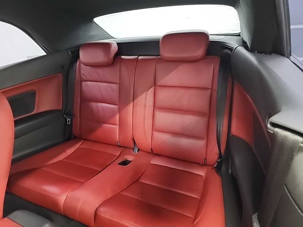 폭스바겐 골프 골프 6세대 2.0 TDI 카브리올레 이미지 12