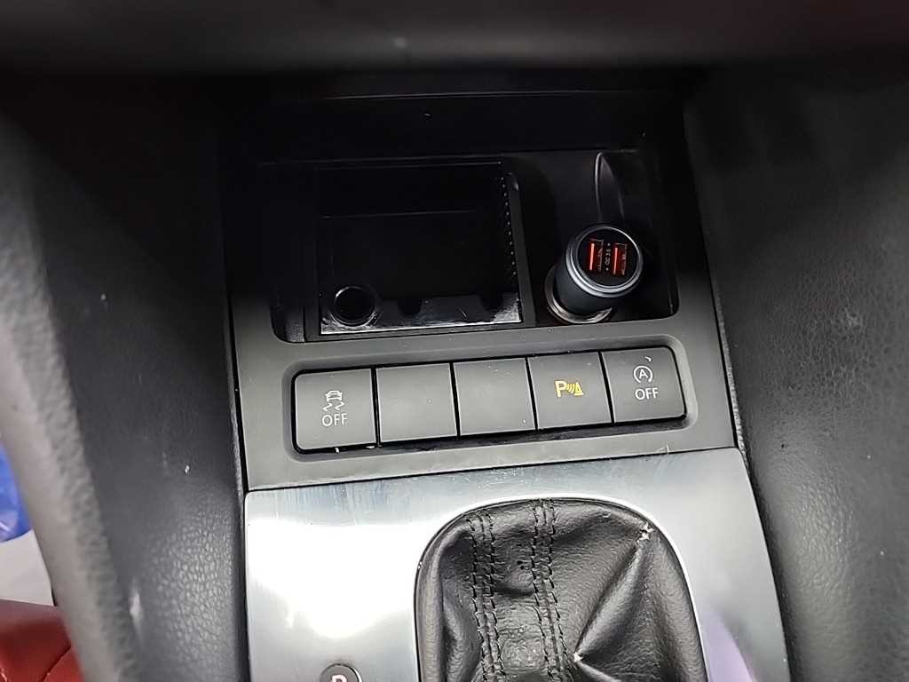 폭스바겐 골프 골프 6세대 2.0 TDI 카브리올레 이미지 15